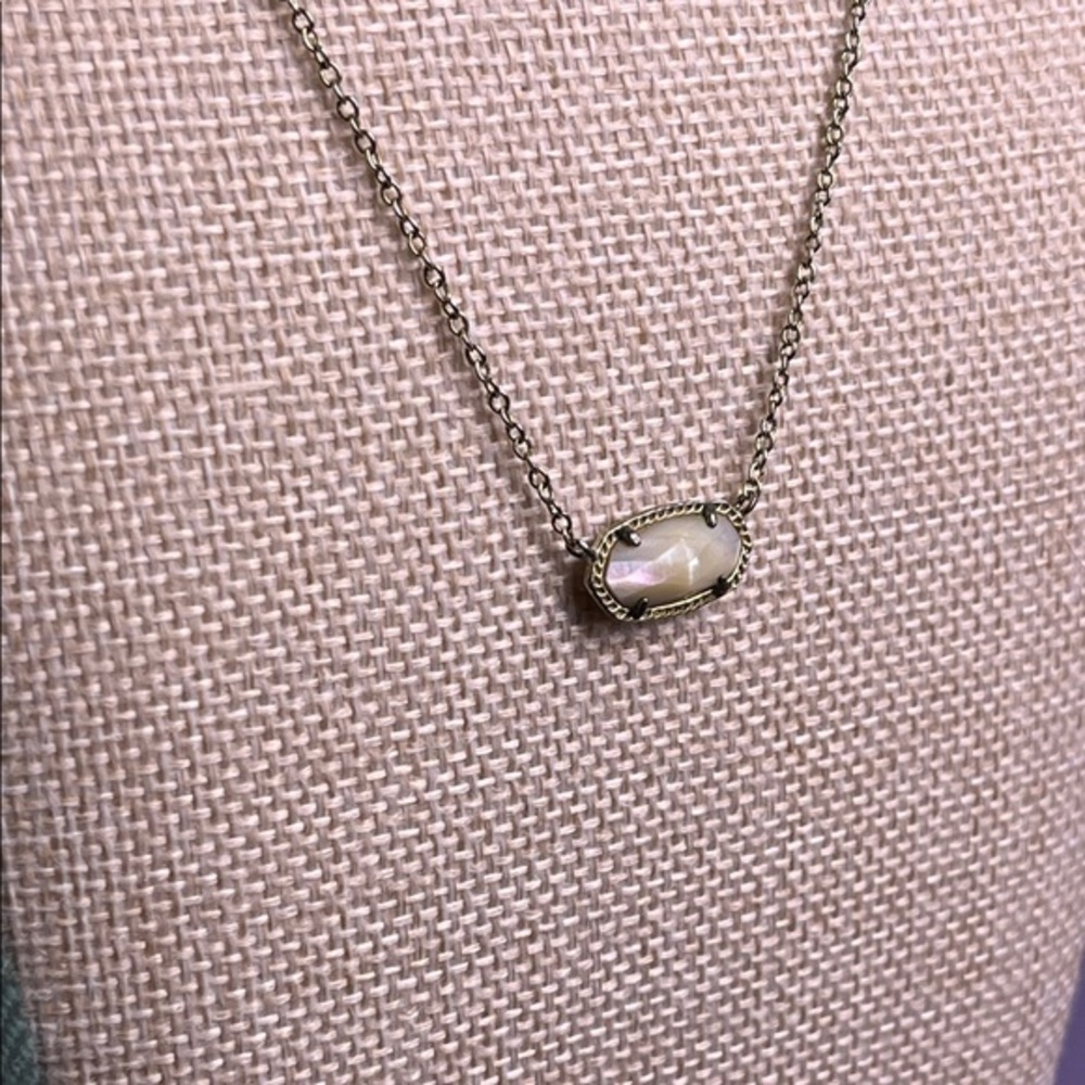 Kendra Scott Elisa Ivory Mother of Pearl Necklace